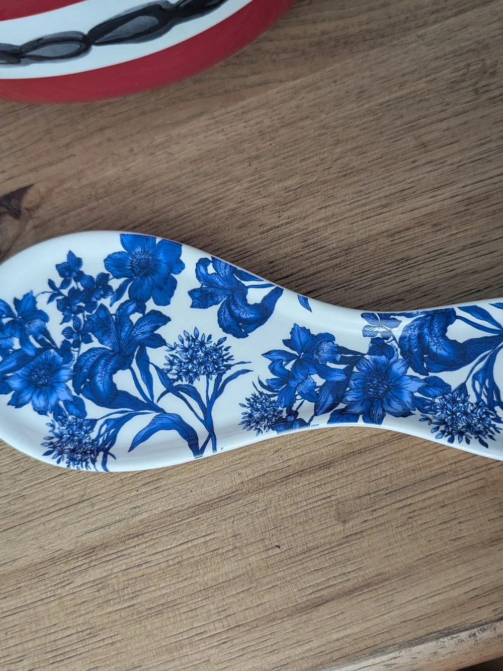 Mackenzie-Childs Royal English Garden Spoon rest.
